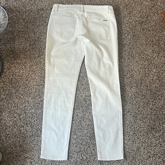 White House Black Market Soft Denim Skinny Leg Jeans. - Picture 3 of 9